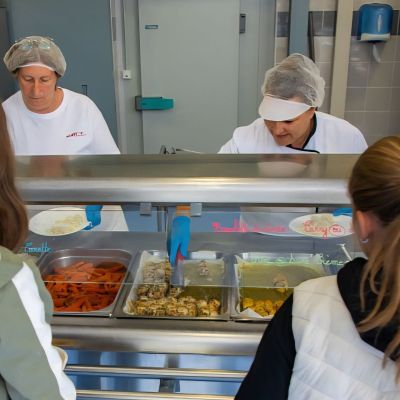 Vers la fin des missions de restauration pour les ATEE au sein des collèges.